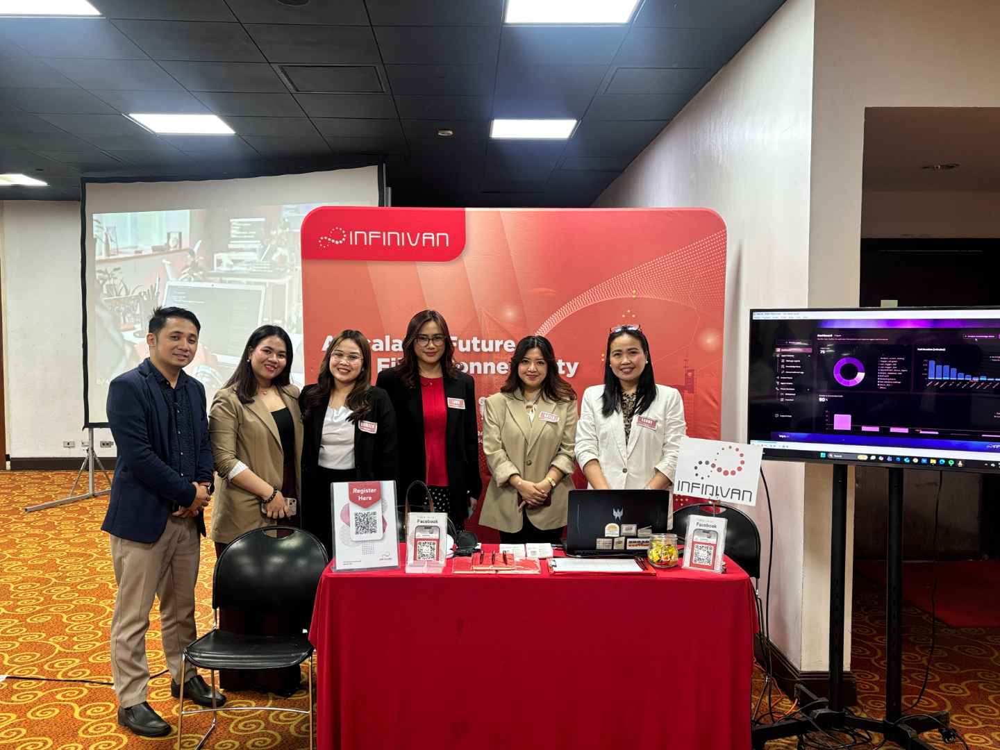 Read more about the article InfiniVAN Inc. Present at ITIP; LikasGPT Catapults Interest in Networking Group